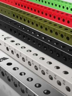 R8 Colored Uprights | 226cm | Paar